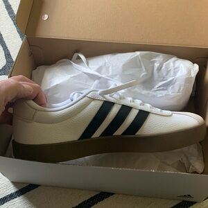 Adidas VL Court 3.0 size 10 Men’s